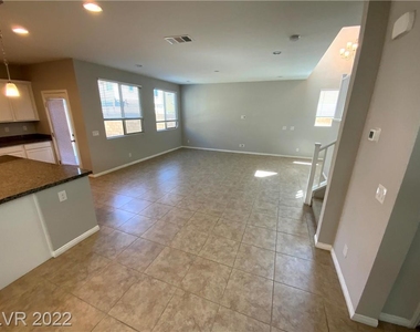 9726 Canyon Landing Avenue - Photo Thumbnail 9