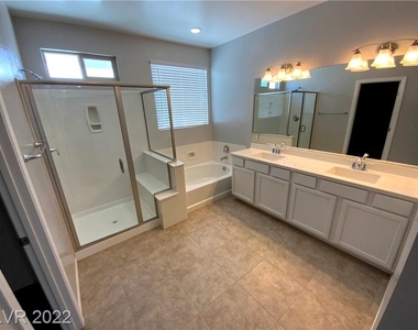 9726 Canyon Landing Avenue - Photo Thumbnail 20