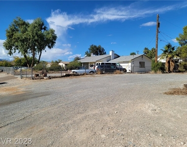 4508 West San Miguel Avenue - Photo Thumbnail 3