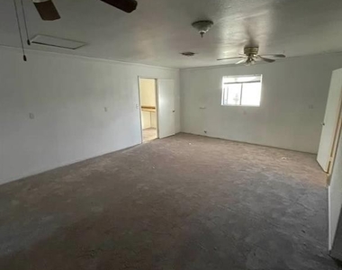 4508 West San Miguel Avenue - Photo Thumbnail 19