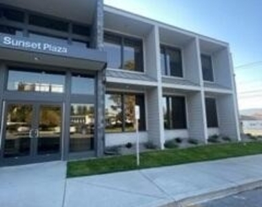 4 Sunset Plaza - Photo Thumbnail 1