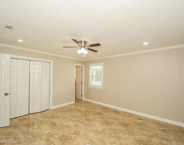 9342 Windward Court - Photo Thumbnail 7