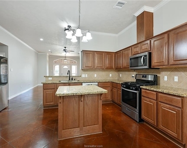 1507 Bluefield Court - Photo Thumbnail 10