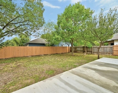 2701  Pectoral Dr - Photo Thumbnail 21