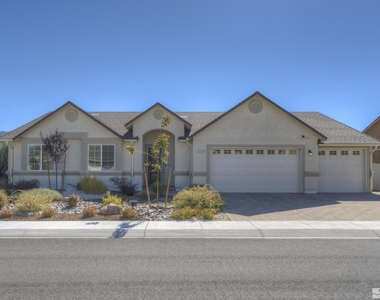 2224 Alivia Way - Photo Thumbnail 2