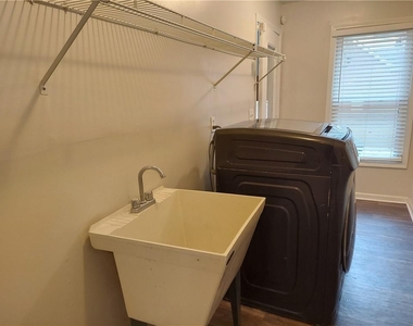 4837 Castlewood Drive Sw - Photo Thumbnail 36