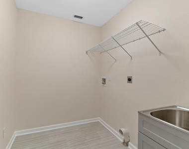 2324 Brynmahr - Photo Thumbnail 7