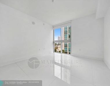 300 Sunny Isles Blvd - Photo Thumbnail 17