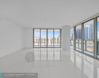 300 Sunny Isles Blvd - Photo Thumbnail 6