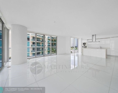 300 Sunny Isles Blvd - Photo Thumbnail 10