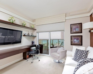 150 Sunny Isles Blvd - Photo Thumbnail 12