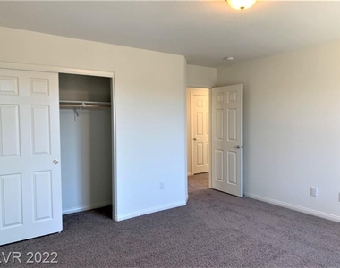 5908 Delaney Falls Street - Photo Thumbnail 20