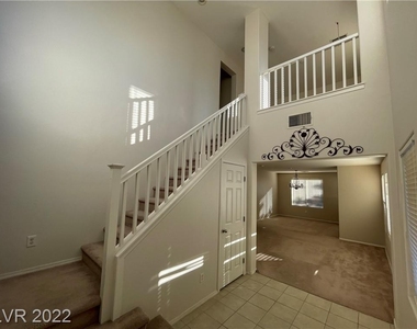 2515 Begonia Valley Avenue - Photo Thumbnail 2