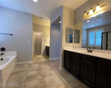 10422 Hickory Bark Road - Photo Thumbnail 24