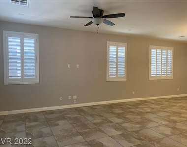 10422 Hickory Bark Road - Photo Thumbnail 9