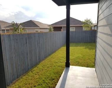 6123 Longhurst Way - Photo Thumbnail 16