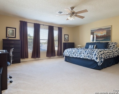 9230 Shadystone Dr - Photo Thumbnail 13