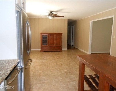 504 Murfreesboro Rd - Photo Thumbnail 1