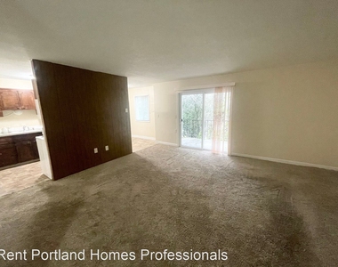 12618 E Burnside Street - Photo Thumbnail 4