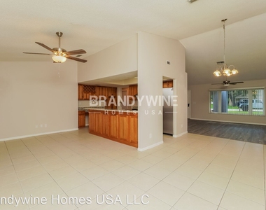 2417 Covington Ave, Spring Hill, Florida 34608 - Photo Thumbnail 9