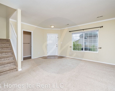 6480 Rockville Dr - Photo Thumbnail 9