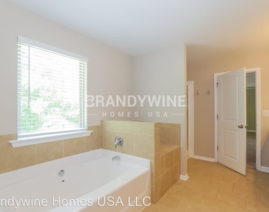 1442 Sand Way, Lawrenceville, Georgia 30045 - Photo Thumbnail 18