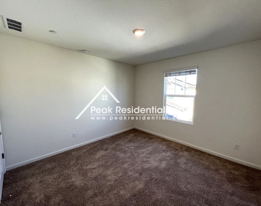 7949 Arcadia Dr - Photo Thumbnail 19