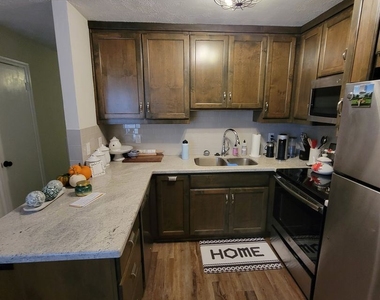 2807 Wildflower Dr., Apt 34 - Photo Thumbnail 9