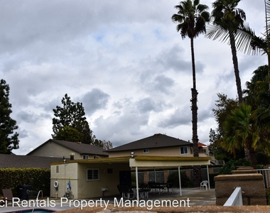 210 East Palmdale Ave. #2 - Photo Thumbnail 38