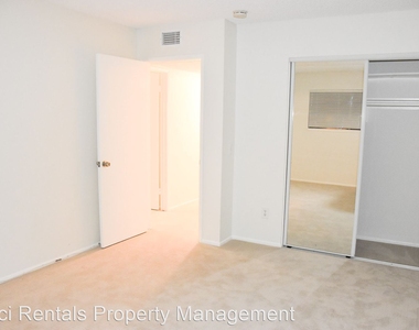 210 East Palmdale Ave. #2 - Photo Thumbnail 16