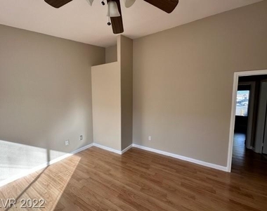 5321 Strawberry Tree Street - Photo Thumbnail 16