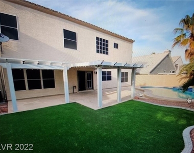 9225 Sienna Vista Drive - Photo Thumbnail 23