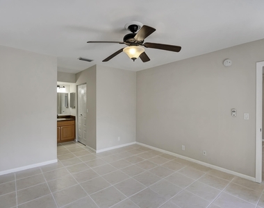 9543 Nw 2 Place - Photo Thumbnail 11
