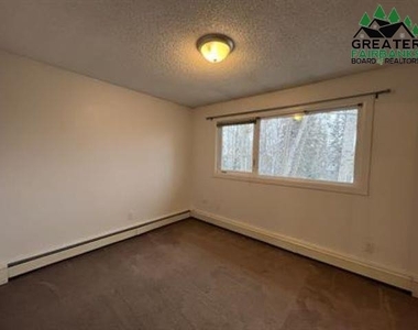 1029 Aurora Drive - Photo Thumbnail 4