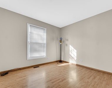 315 Farmingdale Circle - Photo Thumbnail 17