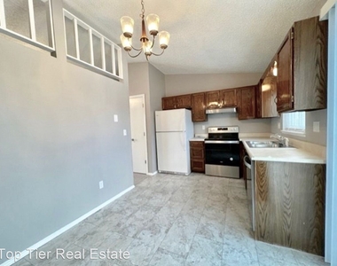 3970 Beltana Dr - Photo Thumbnail 6