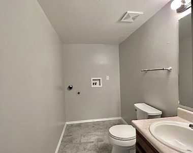 3970 Beltana Dr - Photo Thumbnail 30