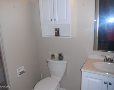 1708 Sawyer Way 165 - Photo Thumbnail 14