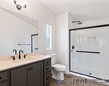 2838 Romagnolo St - Unit A - Photo Thumbnail 12