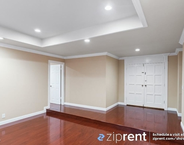 1120 Elmsford Drive - Photo Thumbnail 4