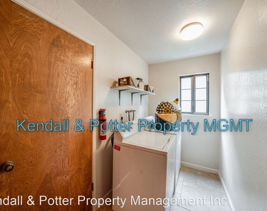 2891 Wimbledon Dr. - Photo Thumbnail 7