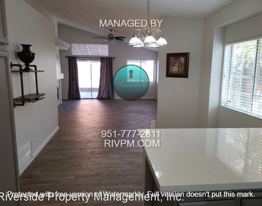 736 Spinnaker Dr - Photo Thumbnail 6