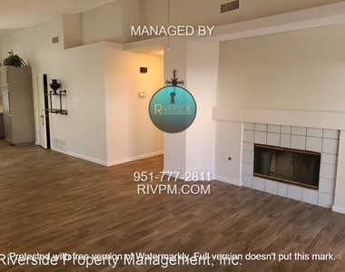 736 Spinnaker Dr - Photo Thumbnail 5