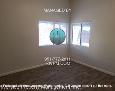 736 Spinnaker Dr - Photo Thumbnail 12