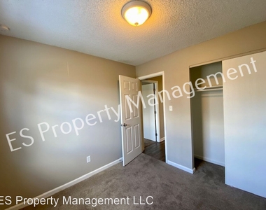 9347 Kingsboro Ct. - Photo Thumbnail 14