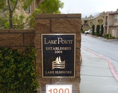 1800 E Lakeshore Dr. #1701 - Photo Thumbnail 14