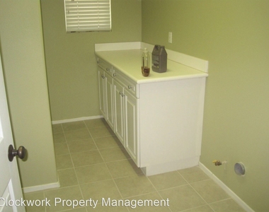 3220 Willowgrove Place - Photo Thumbnail 5