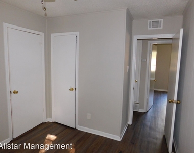 3135 Briarwood Dr - Photo Thumbnail 22