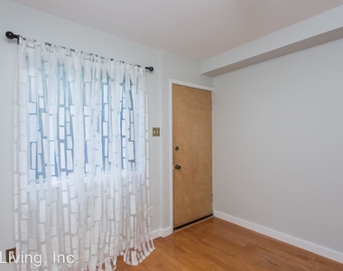 555 Bridgeway Unit B - Photo Thumbnail 18