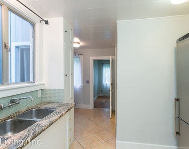 555 Bridgeway Unit B - Photo Thumbnail 12